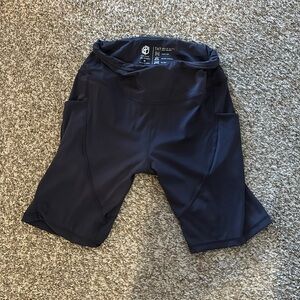 BORN PRIMITIVE Cadence Bike Shorts 8" Inseam Navy Size Medium EUC